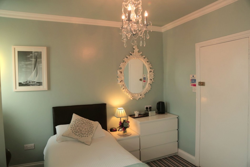 East Beach Hotel 26/54