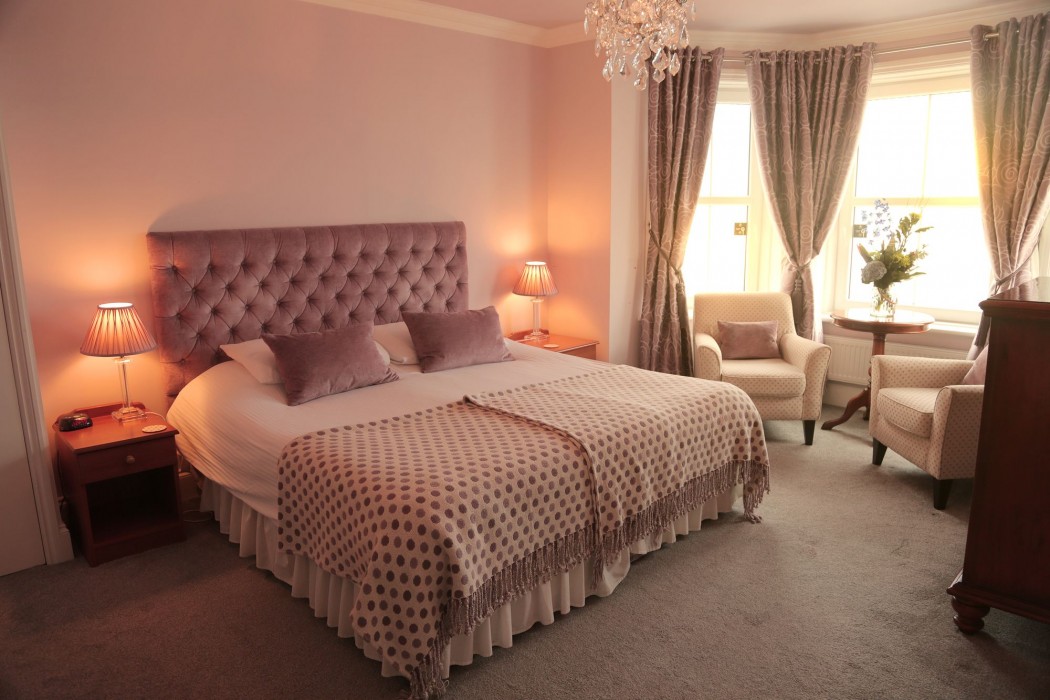 East Beach Hotel 34/54