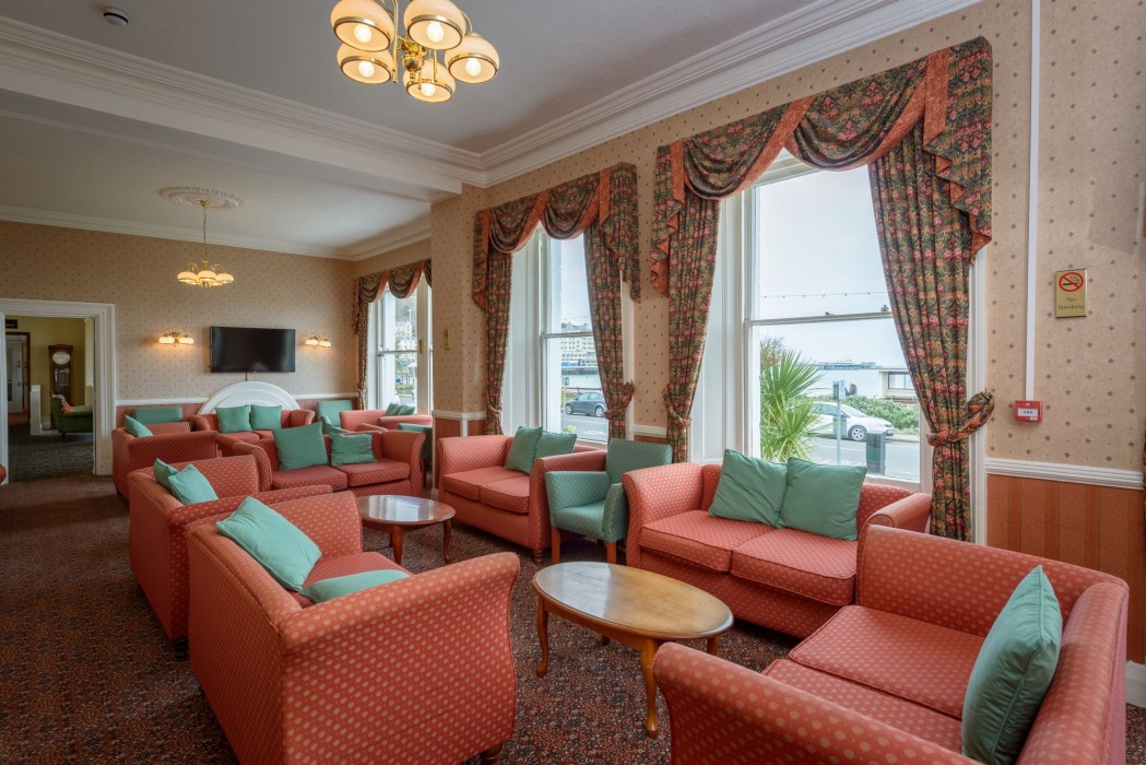 Somerset Hotel 25/77