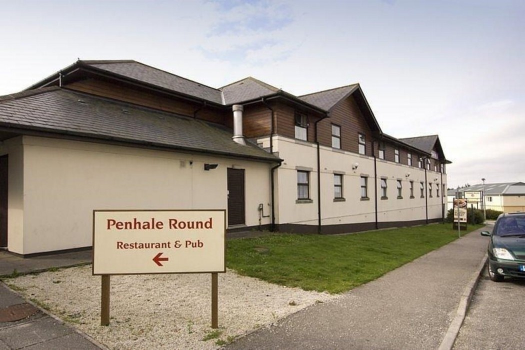 Premier Inn Newquay A 30 Fraddon 19/28