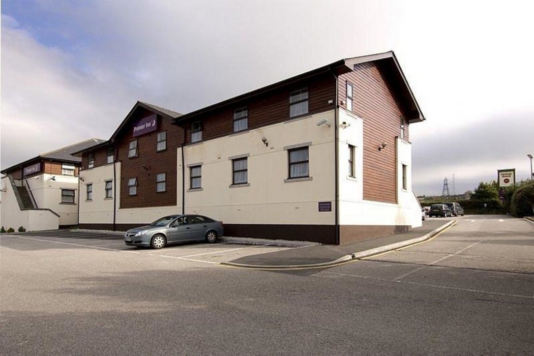 Premier Inn Newquay A 30 Fraddon 20/28