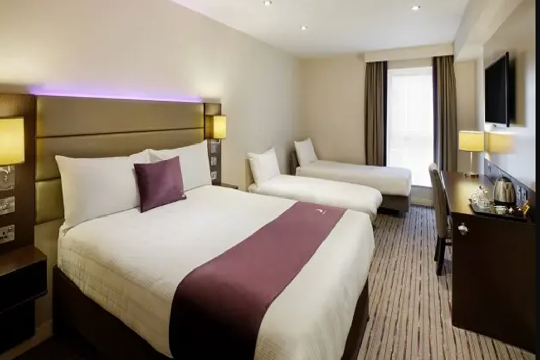 Premier Inn Halifax South 11/30