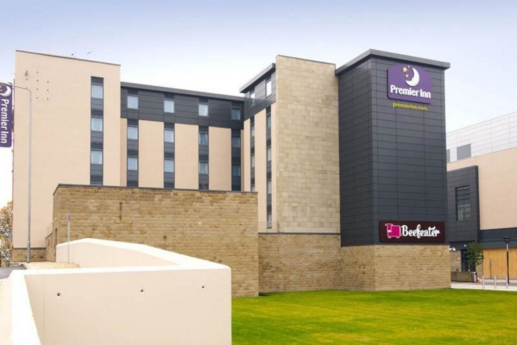 Premier Inn Halifax Town Centre 17/48