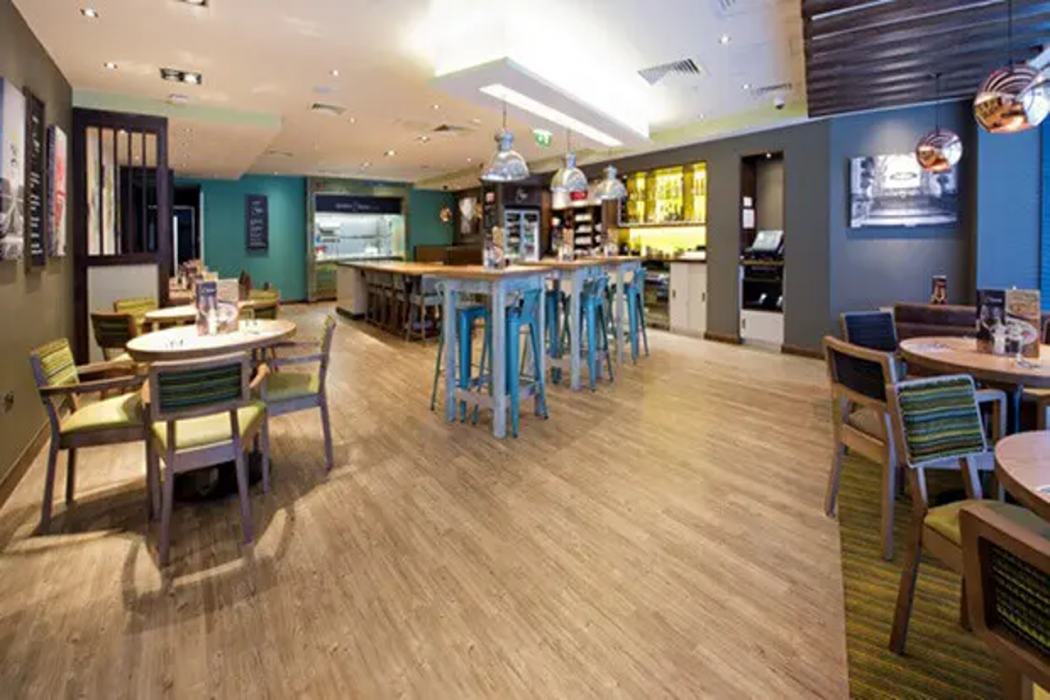 Premier Inn Blackburn Town Centre 20/27