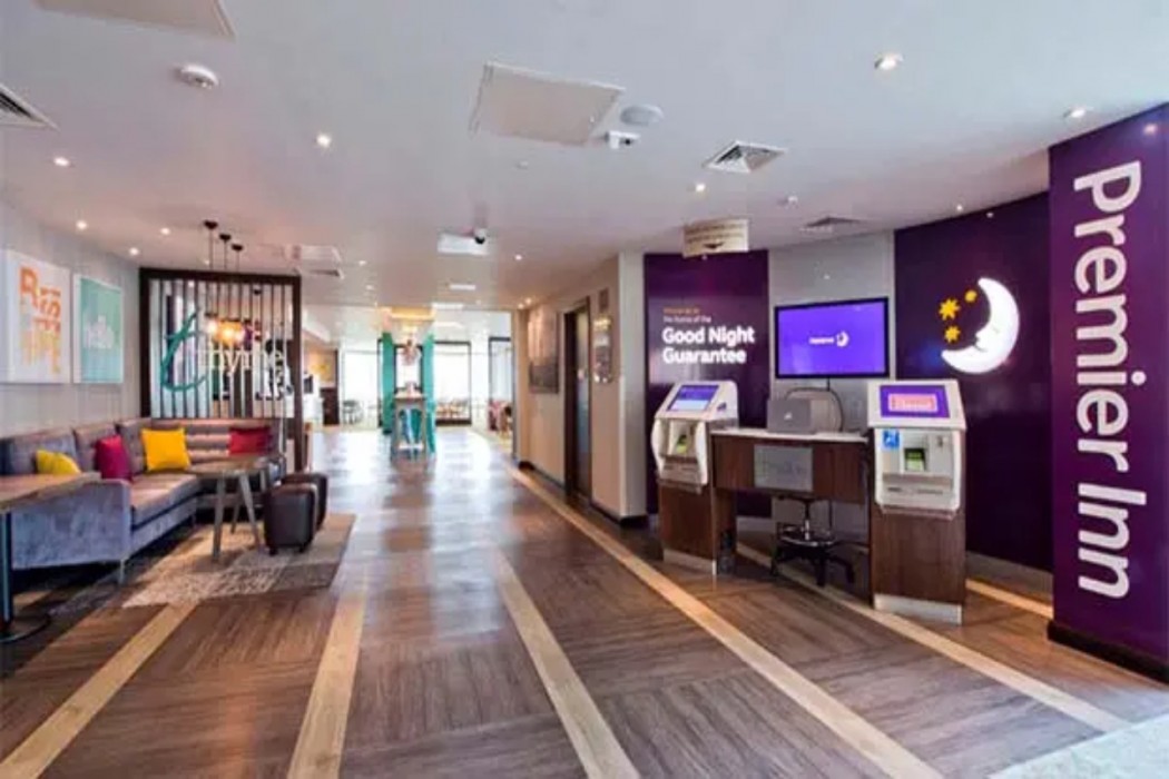 Premier Inn Leeds City Centre (Whitehall Road) Hotel 20/50