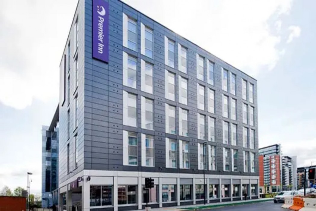Premier Inn Leeds City Centre (Whitehall Road) Hotel