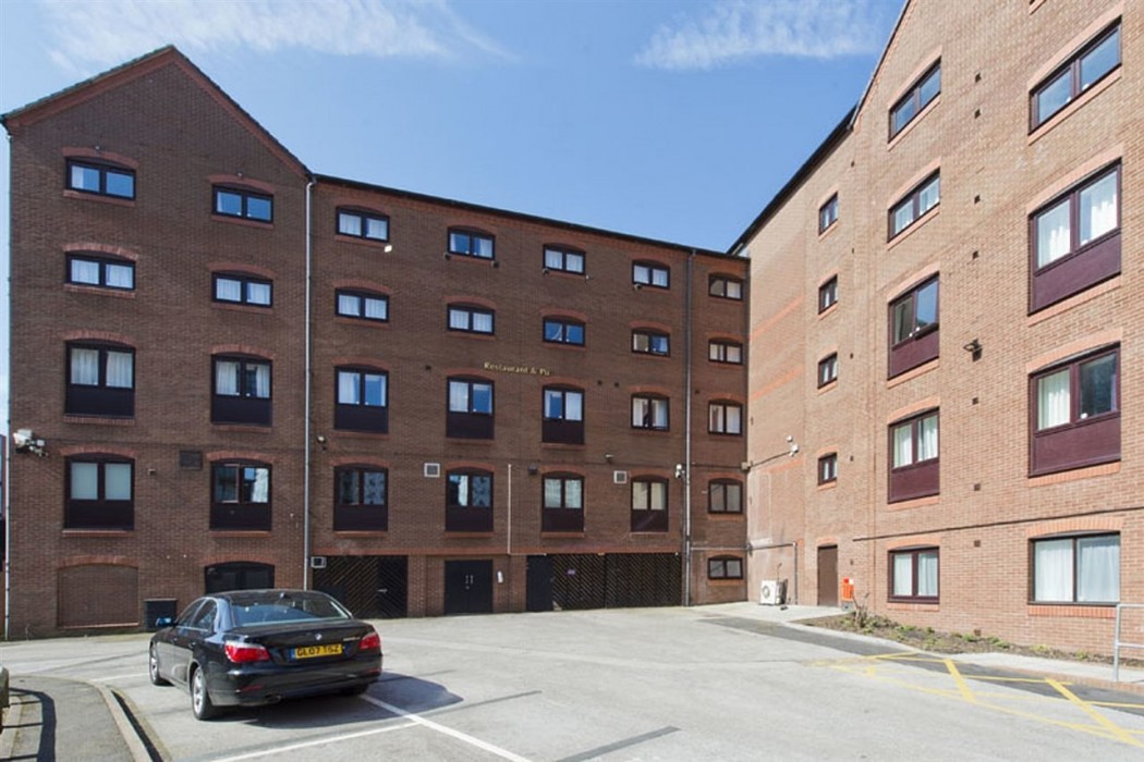 Premier Inn Birmingham City Centre Bridge Street 19/51
