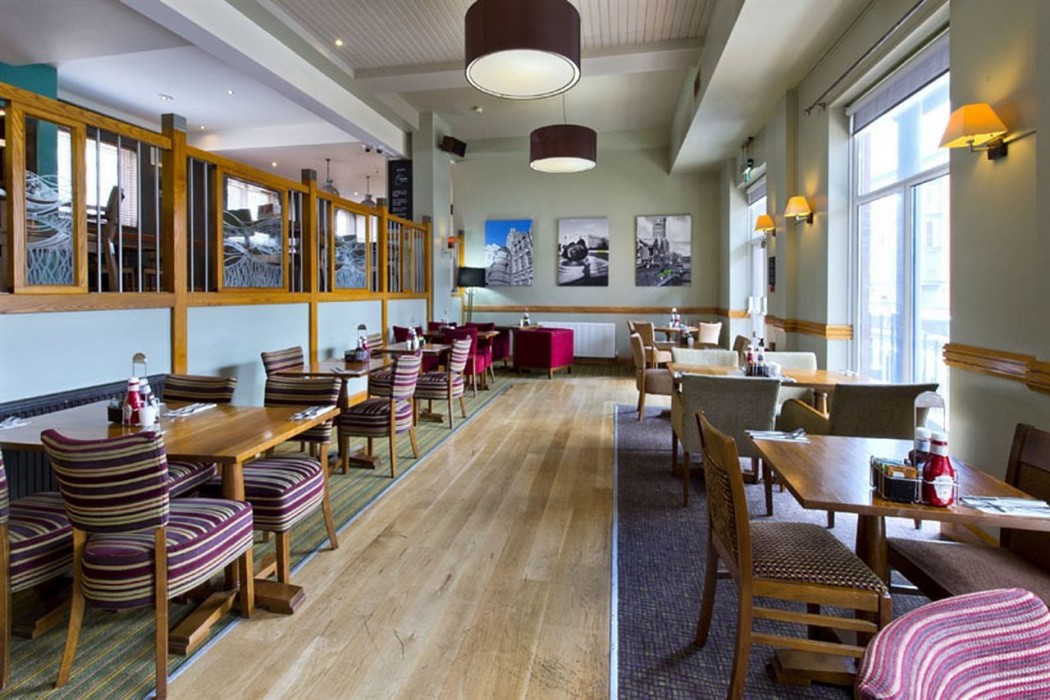 Premier Inn Birmingham City Centre Bridge Street 26/51