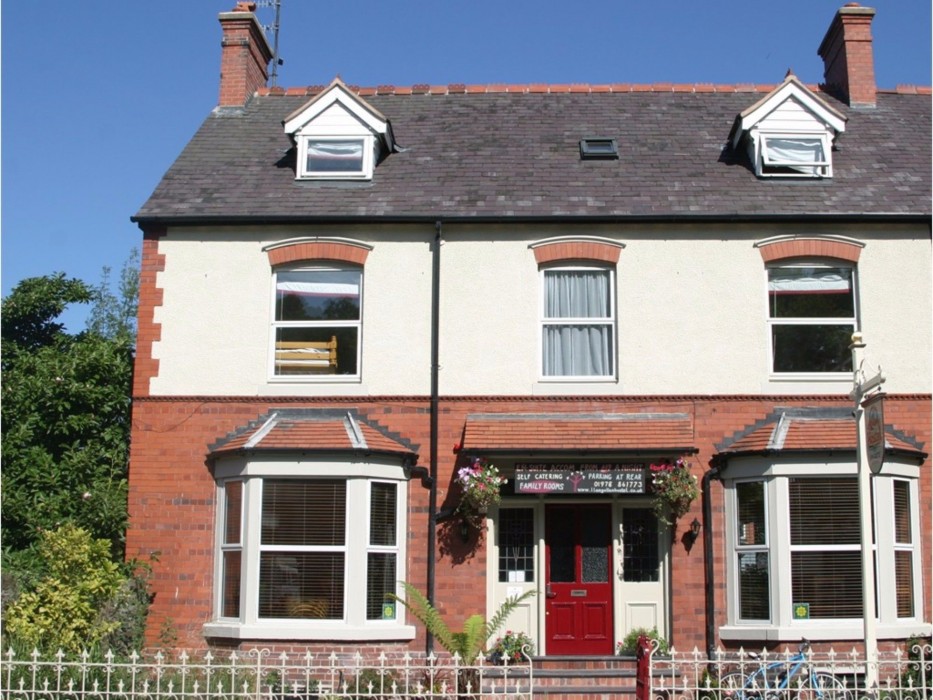 Llangollen Hostel 40/67