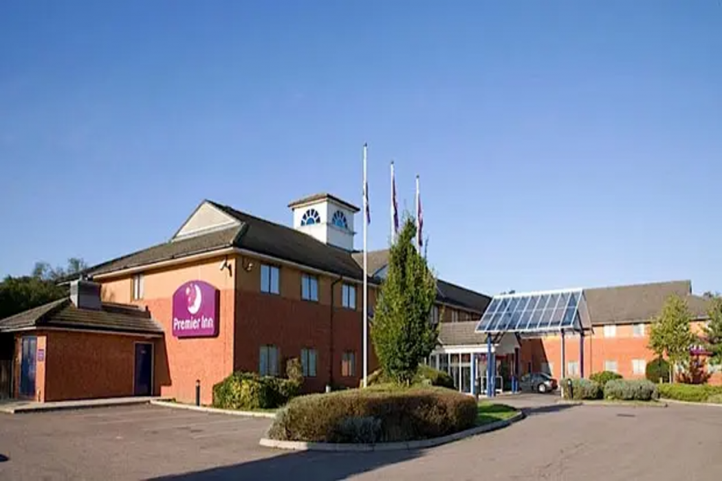 Premier Inn Luton South (M1, J9)