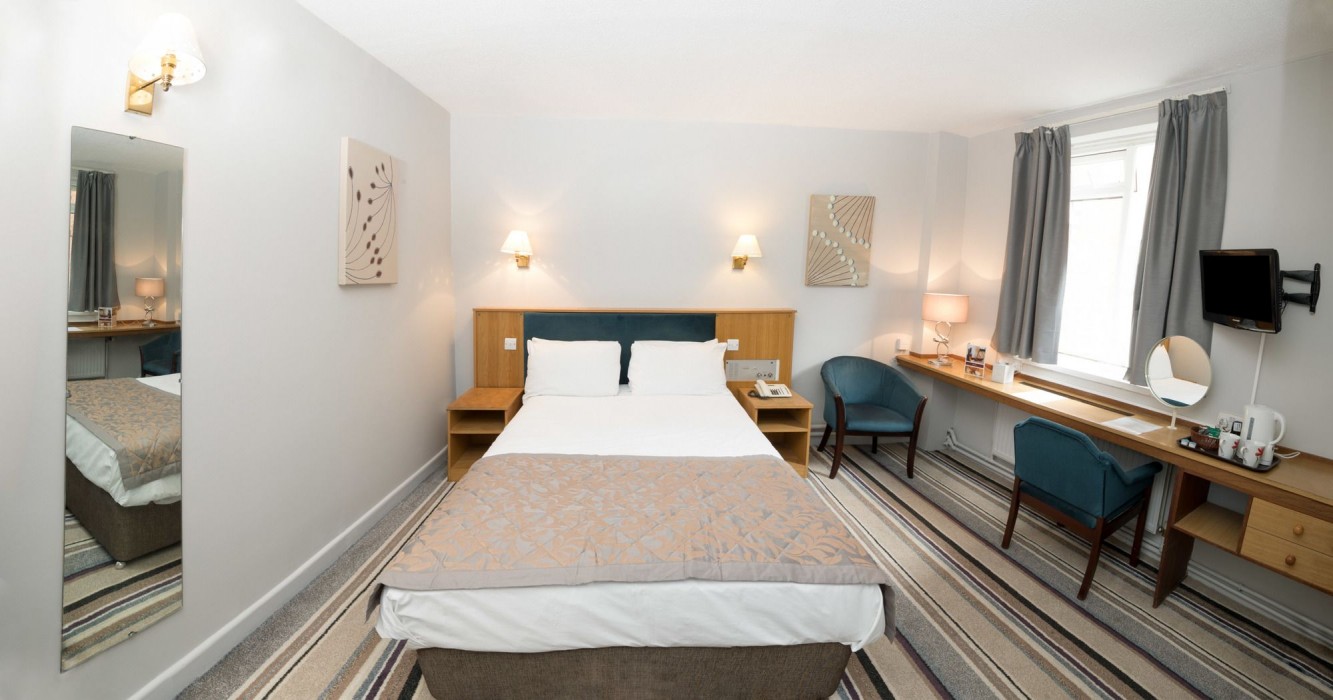 Norwich Central Hotel- Near Norwich Train Station and Carrow Road Stadium 14/44