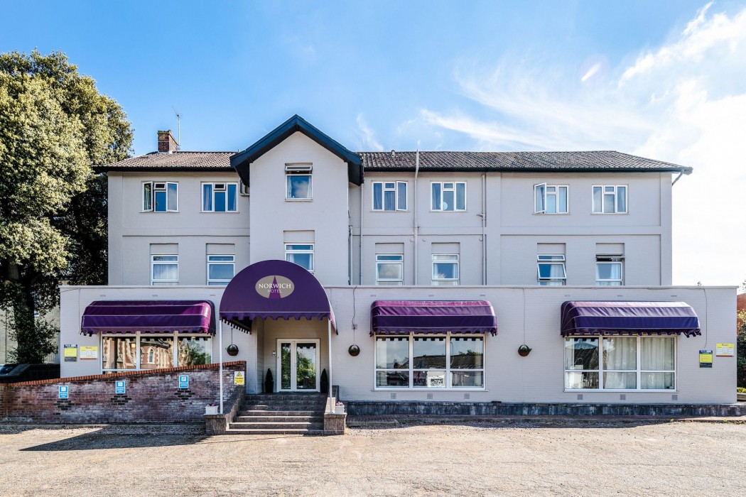 Norwich Central Hotel- Near Norwich Train Station and Carrow Road Stadium 27/44