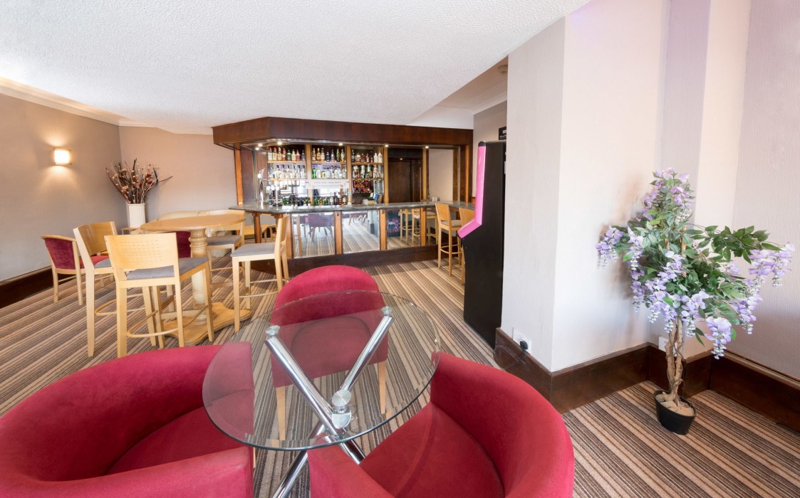 Norwich Central Hotel- Near Norwich Train Station and Carrow Road Stadium 23/44