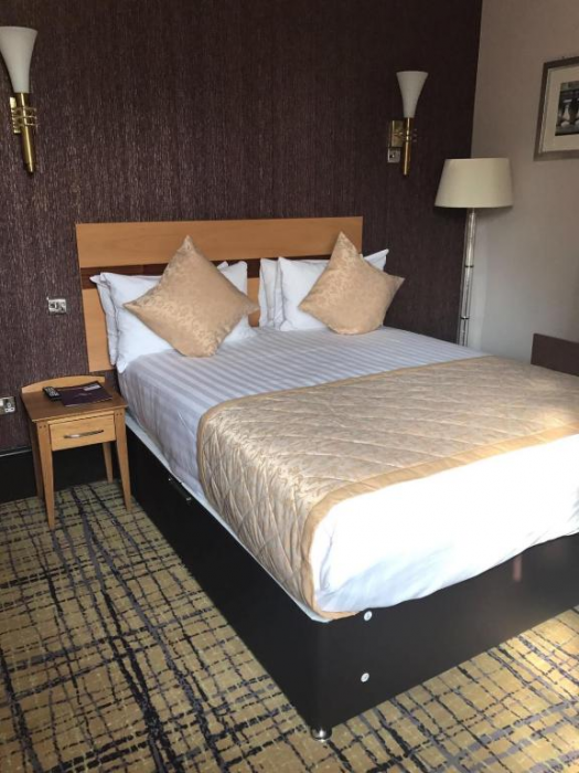 Harefield Manor Hotel 7/22