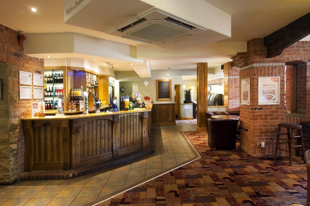 Premier Inn Bradford North (Bingley) 16/52