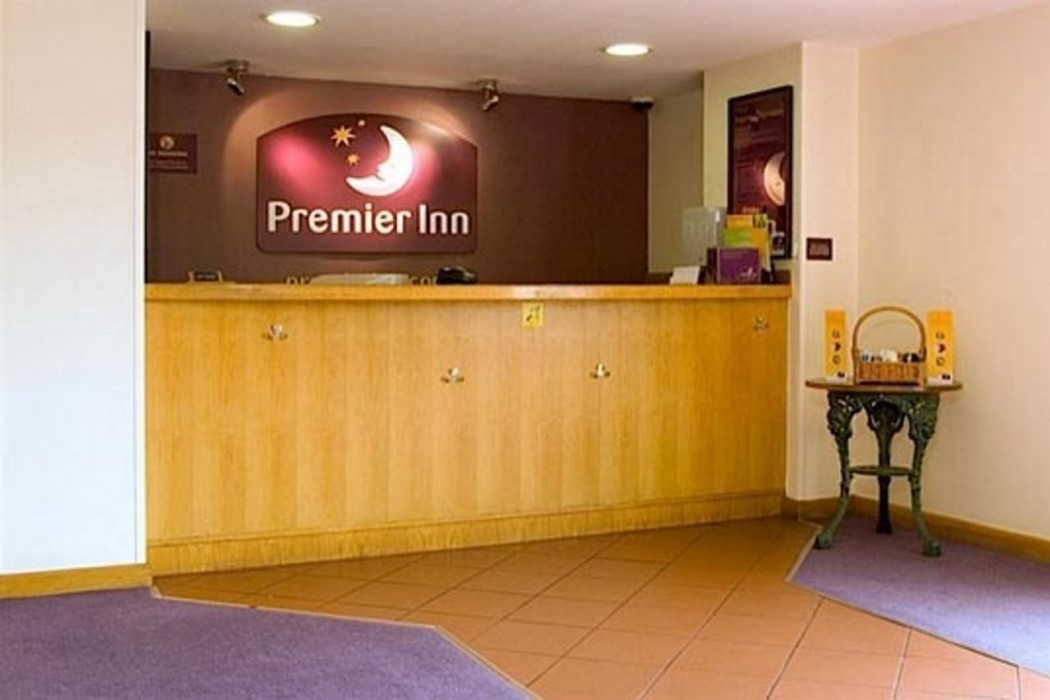 Premier Inn Pontefract South 25/56
