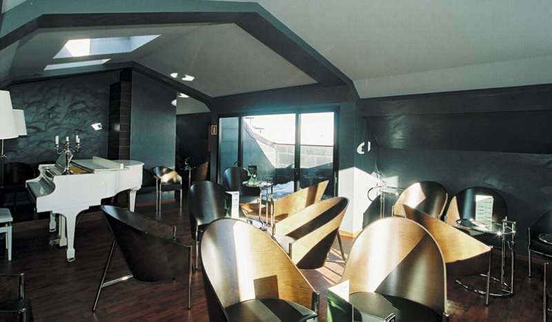 Caribou Hotel 34/57