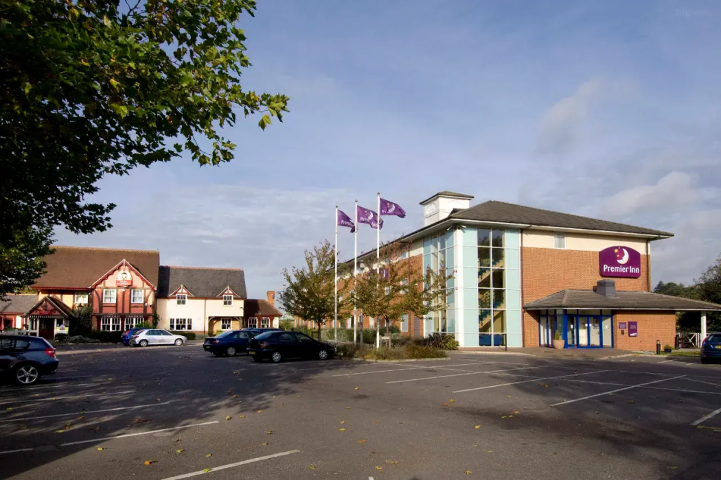 Premier Inn Reading (Caversham Bridge) in READING - UK