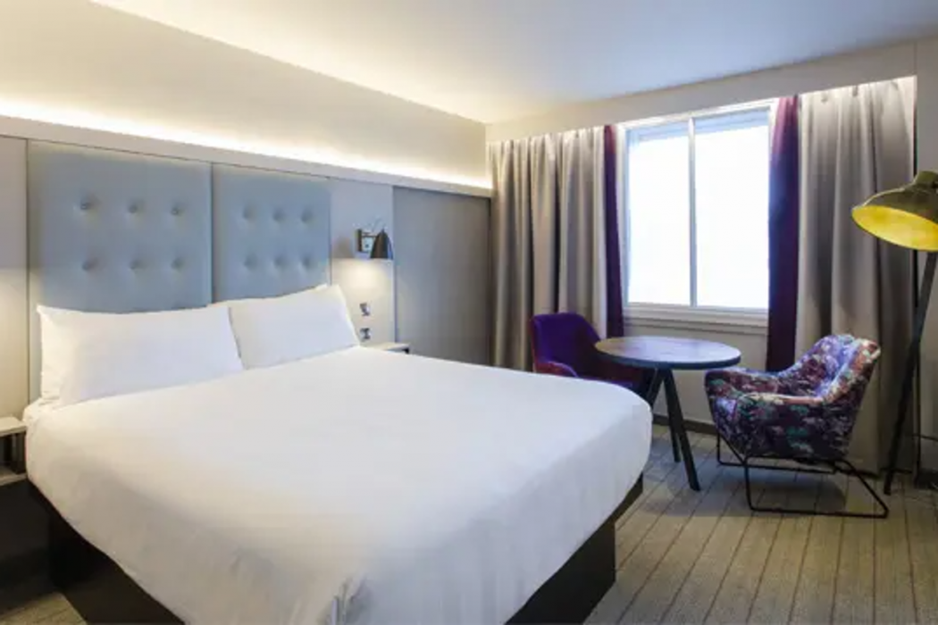 Room at Premier Inn Reading (Caversham Bridge), READING - UK