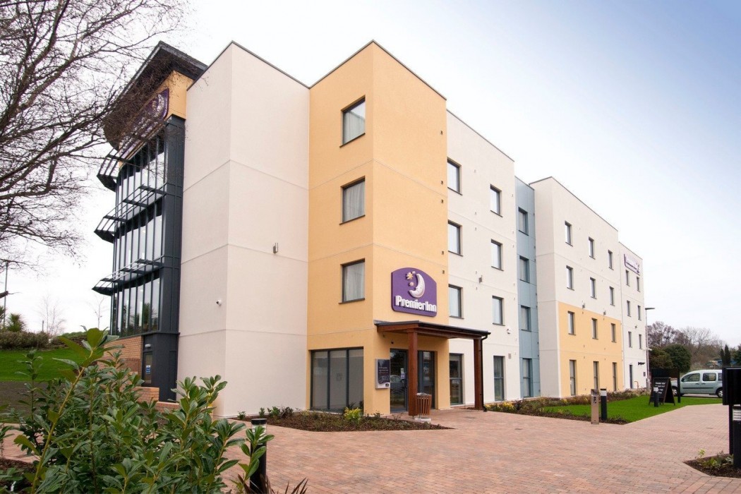 Premier Inn Paignton South (Brixham Road) 23/76