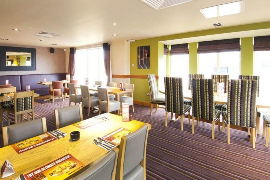 Premier Inn Paignton South (Brixham Road) 15/76