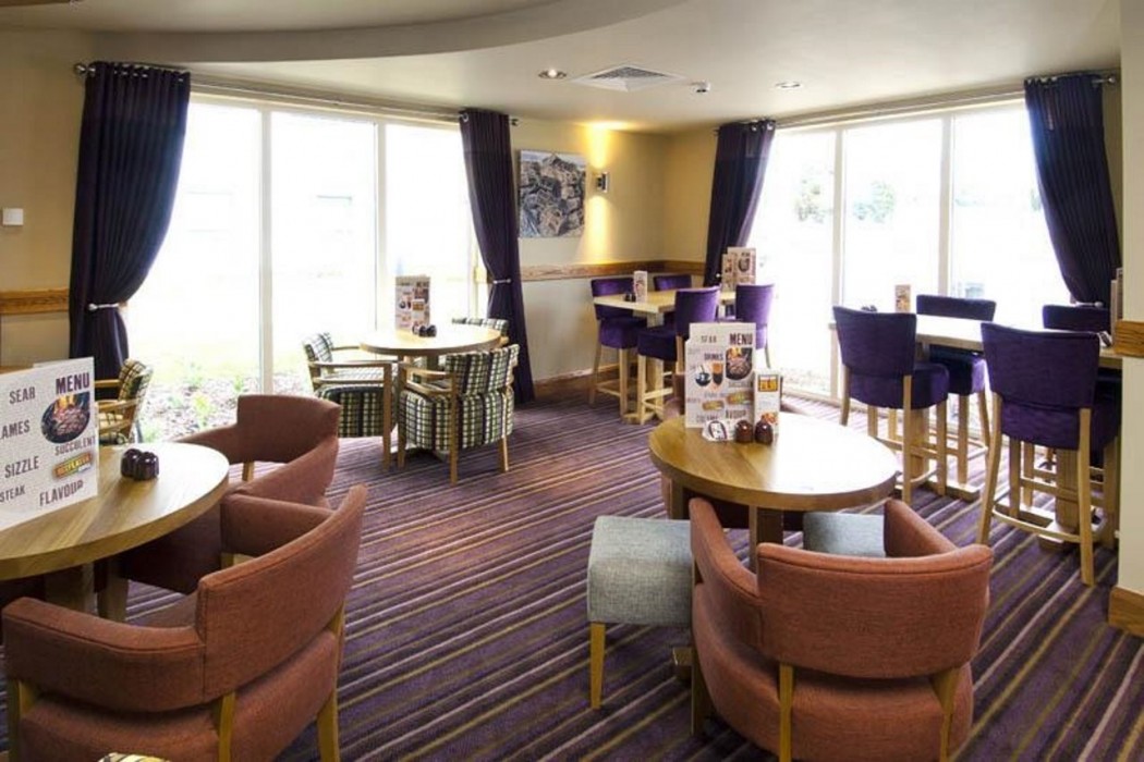 Premier Inn Paignton South (Brixham Road) 17/76