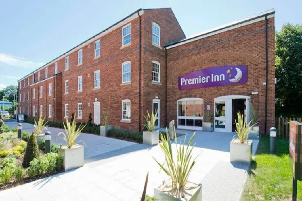 Premier Inn Farnham in WAVERLEY