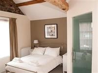 The Lion Hotel 10/42