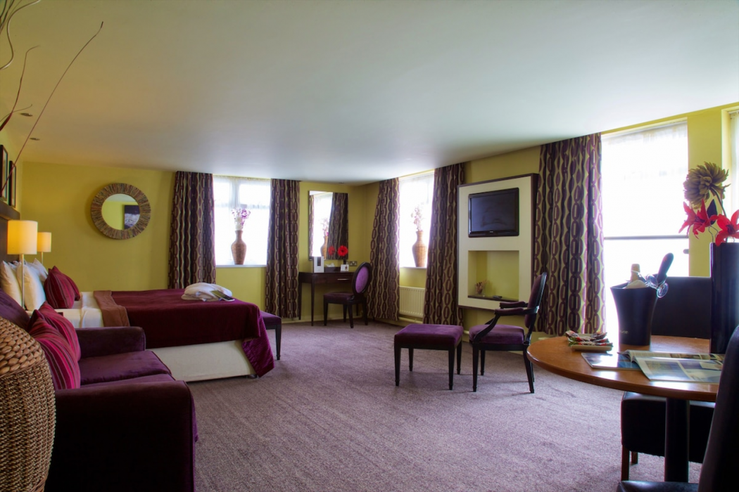 Room at Manchester Airport Stanley Hotel, WILMSLOW