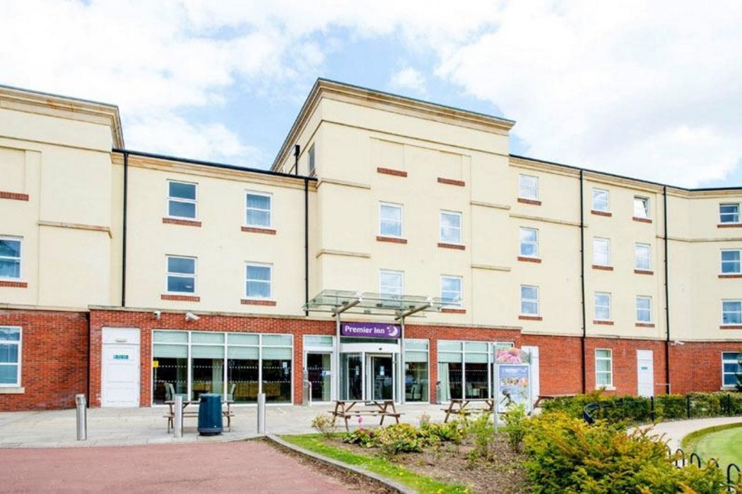 Premier Inn Stoke/Trentham Gardens 13/49