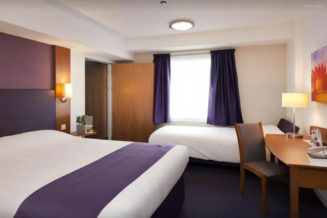 Premier Inn Stevenage Central 7/39