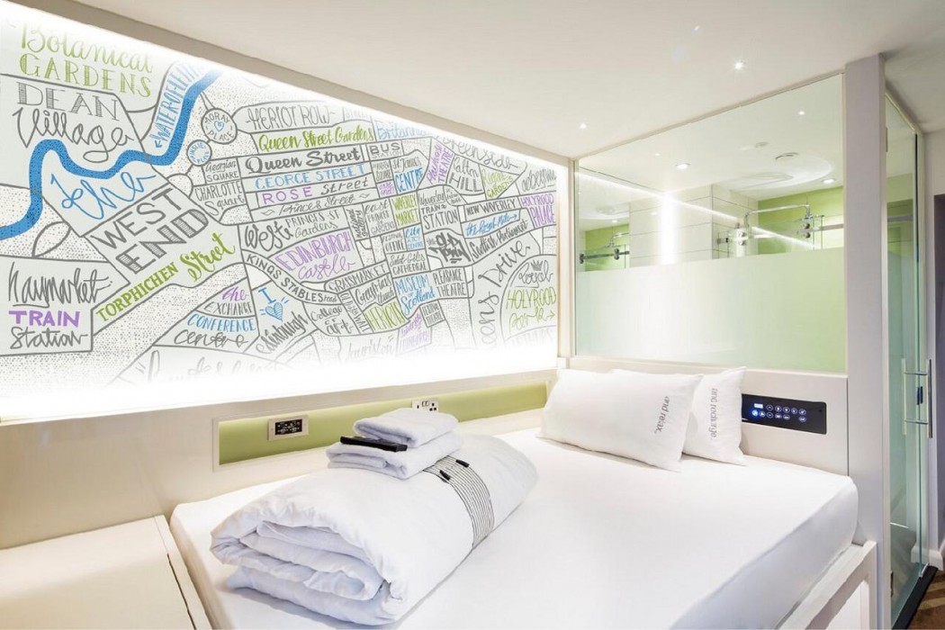 Room at Hub By Premier Inn London City Bank, LONDON