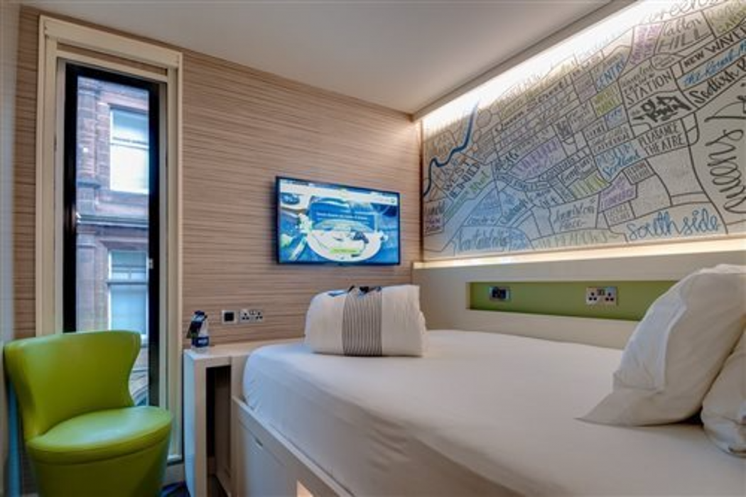 Hub by Premier Inn Edinburgh Royal Mile 10/48