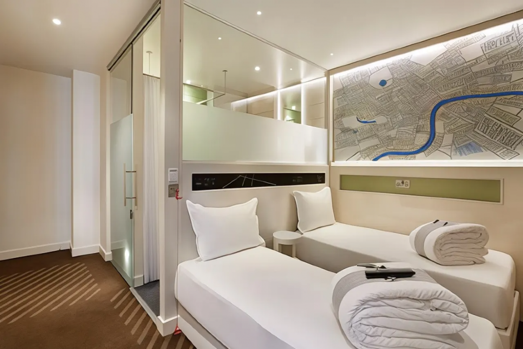Hub by Premier Inn Edinburgh Royal Mile 9/48