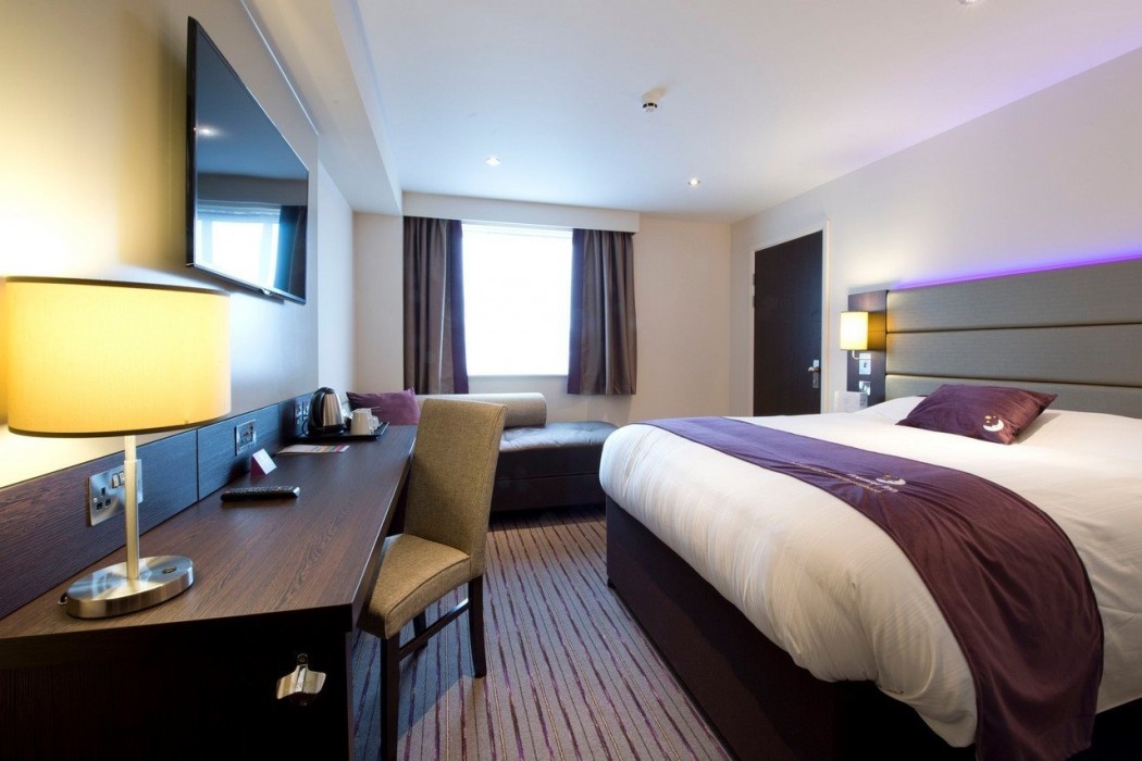 Premier Inn Ware 34/64