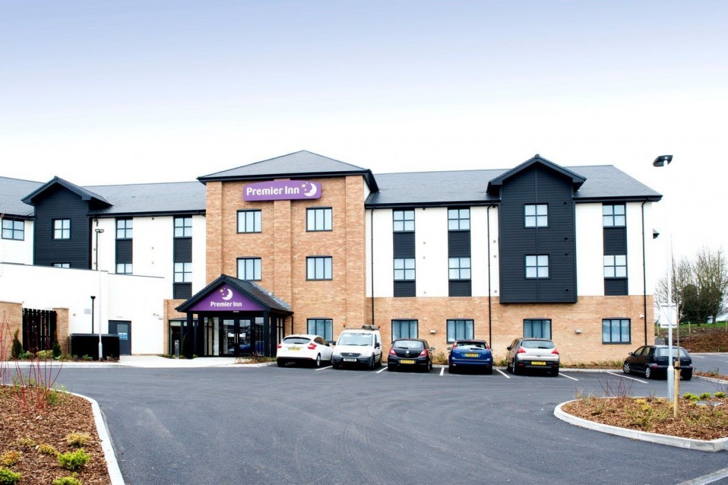 Premier Inn Ware 16/64