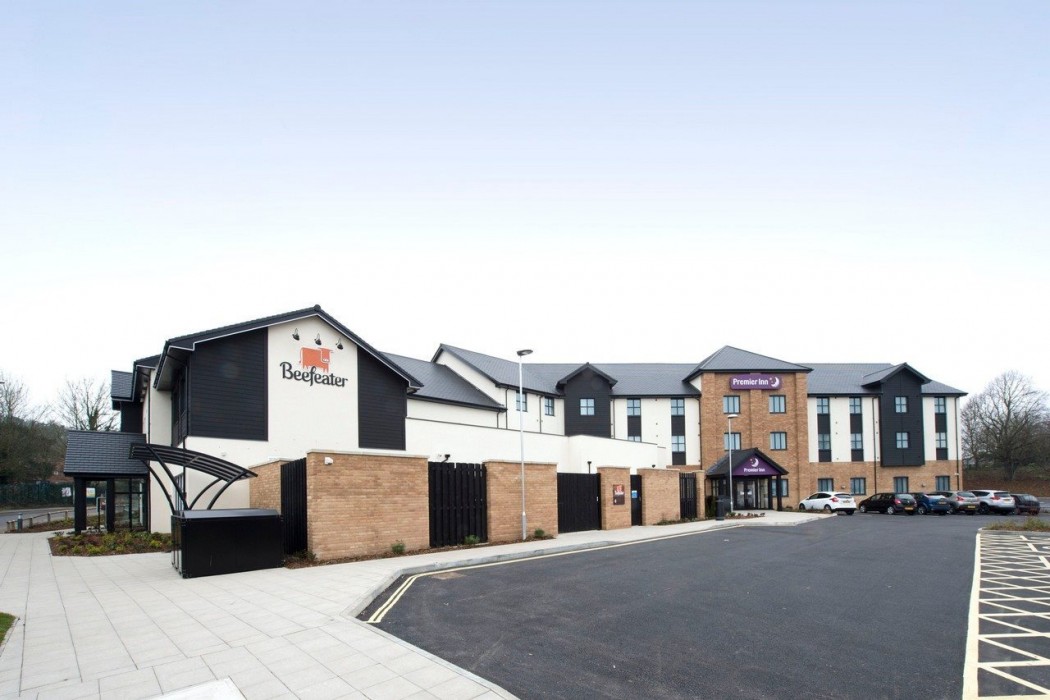 Premier Inn Ware 17/64