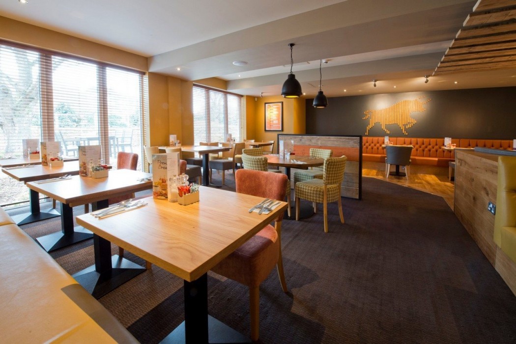 Premier Inn Ware 28/64