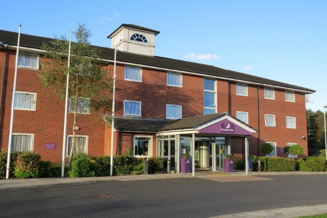 Premier Inn Newcastle (Washington) 16/38