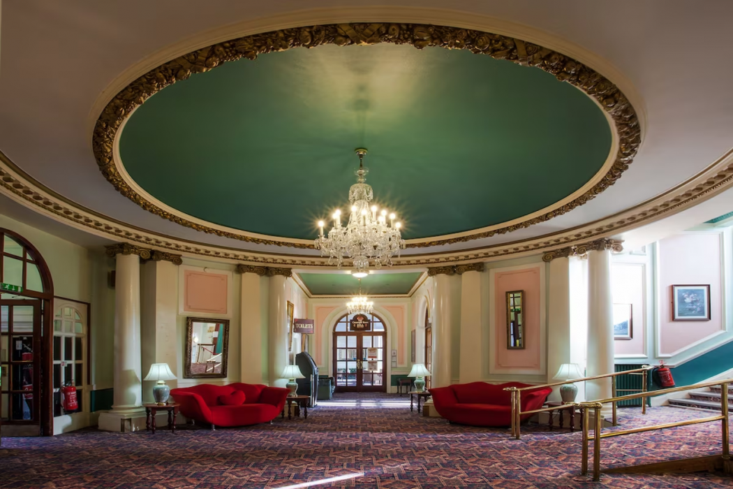 Grand Hotel Llandudno 11/65