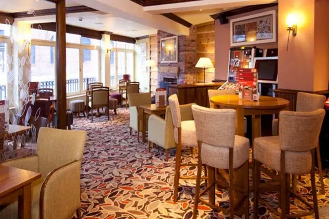 Premier Inn Scarborough 9/43