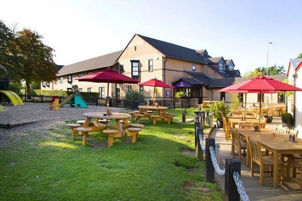 Premier Inn Northampton South (Wootton) 20/41