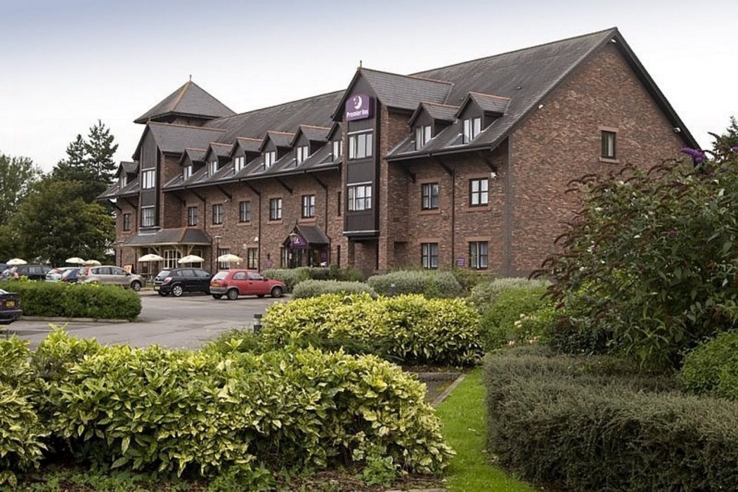 Premier Inn Carlisle Central 22/44