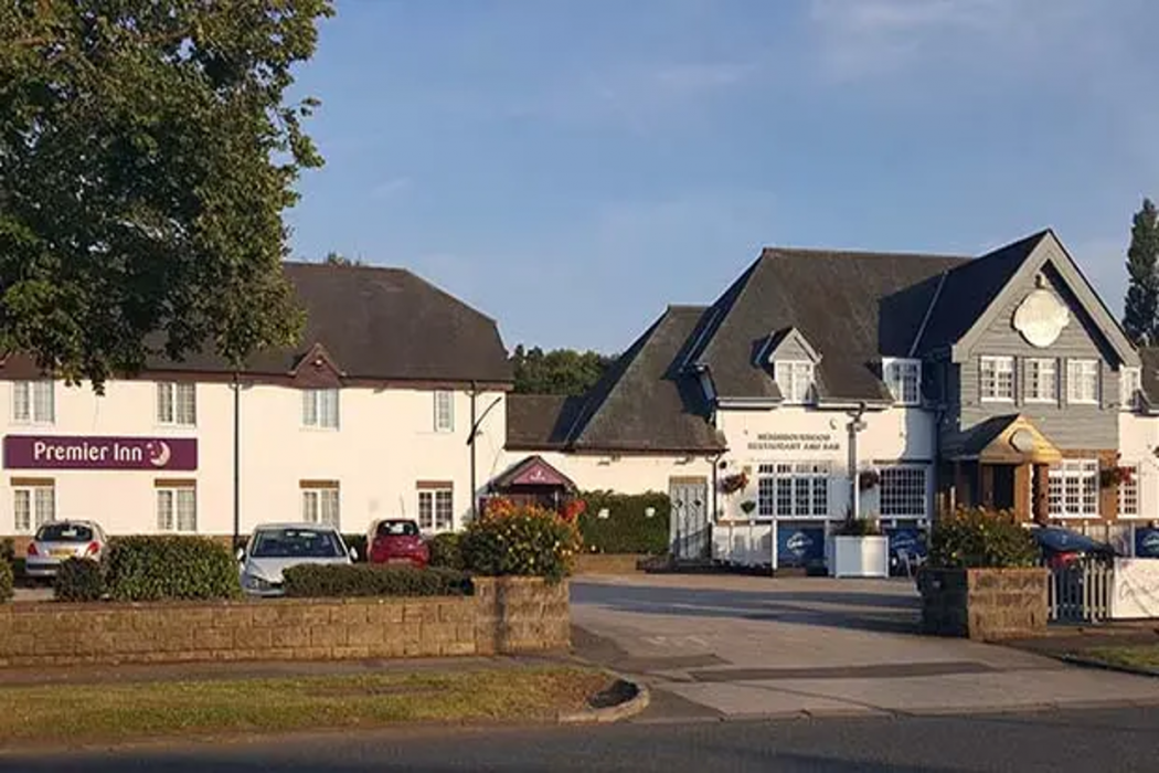 Premier Inn Wirral (Greasby) 1/37