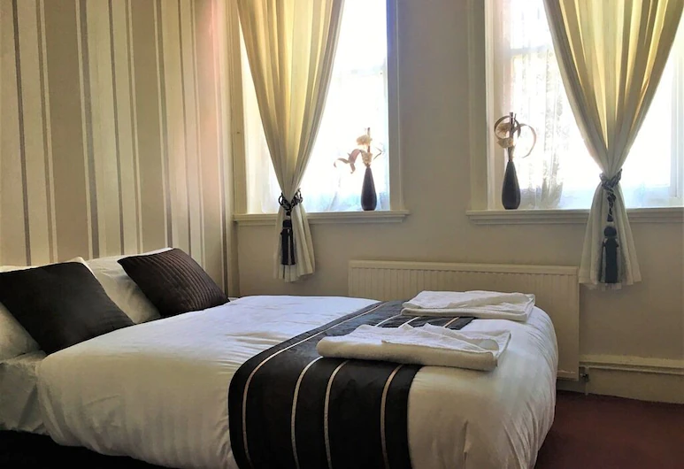 Assheton Arms Hotel 15/44