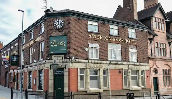 Assheton Arms Hotel