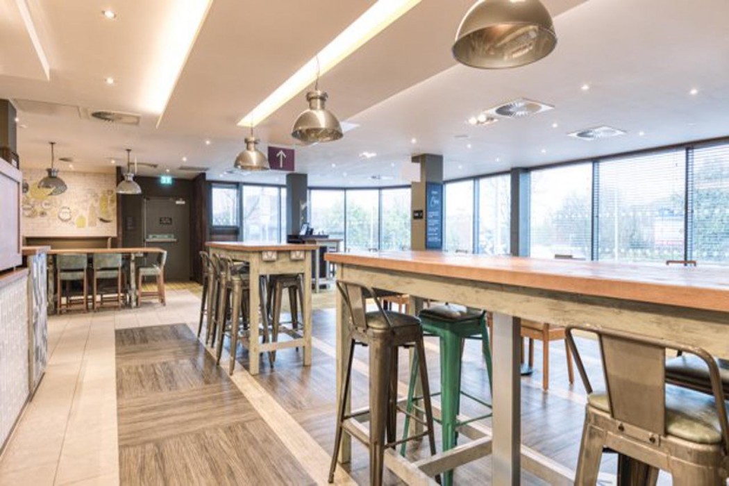 Premier Inn Wokingham Town Centre 15/31