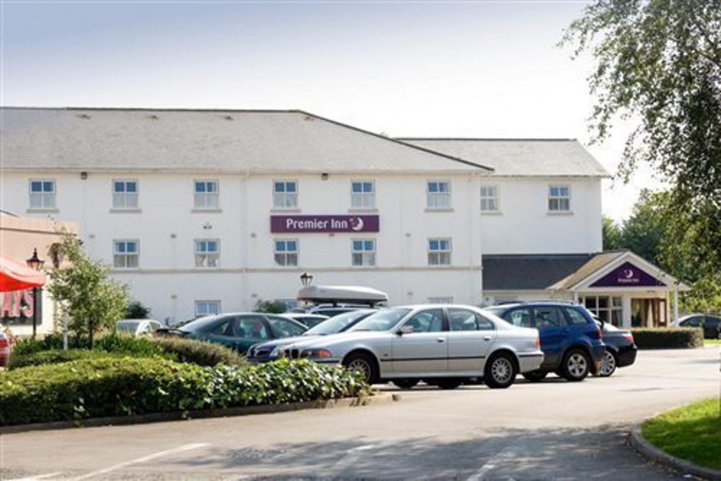 Premier Inn Cheltenham Central (West/A40) in CHELTENHAM