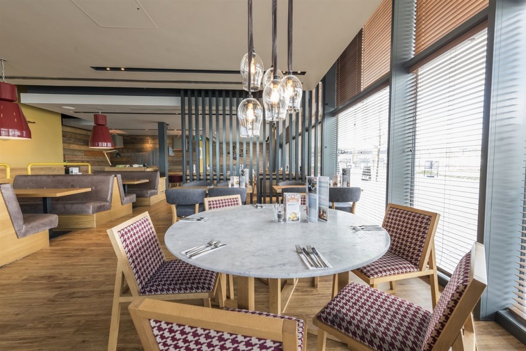 Premier Inn Birmingham South Longbridge 16/38