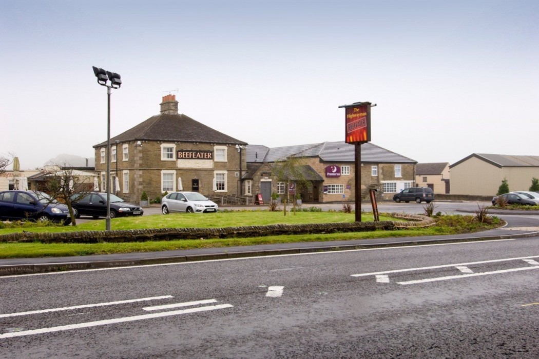 The Highwayman Hotel 2/59